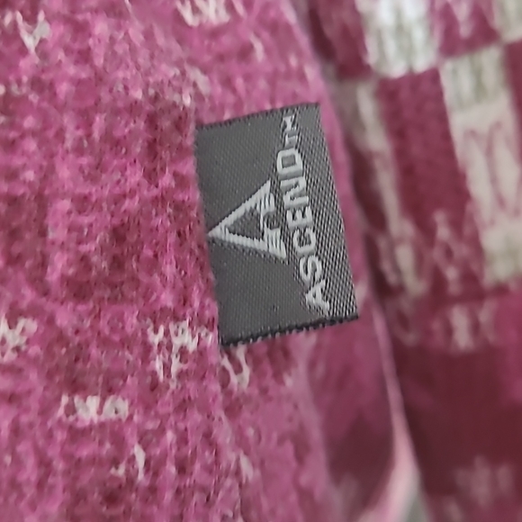 Ascend Pink Patterned Long Sleeve Top - Picture 6 of 7